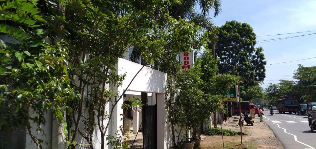 Saragama Holiday Resort Kurunegala Exterior photo